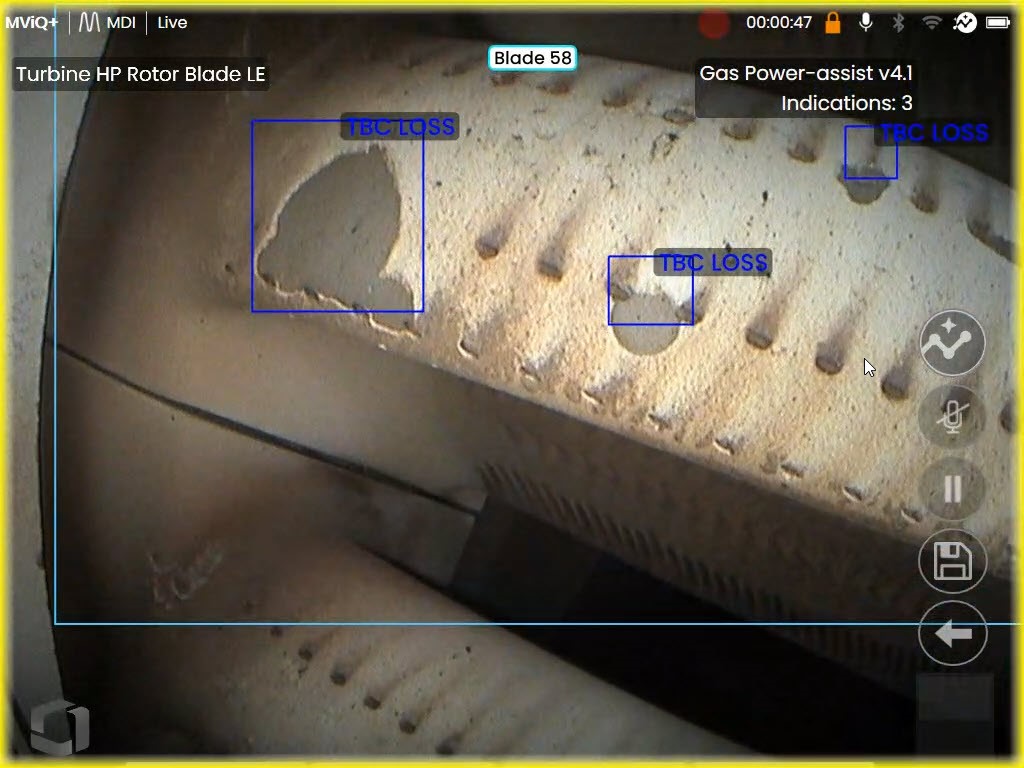 韋林智能工業內窺鏡在顯示屏上實時顯示缺陷位置、缺陷種類和置信度等智能識別結果